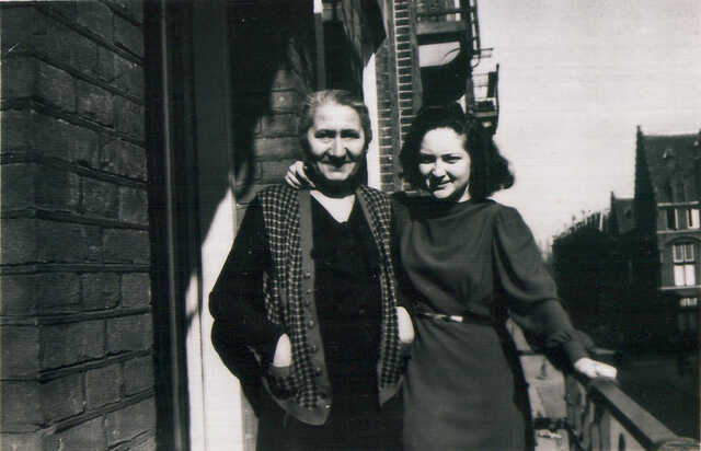 Bertha (Beppie ) Lowinsky with her mother  Rachel Lowinsky-Osiransky (who survived the war)