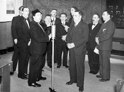 Radionieuws: Amsterdamsche Joodsche Koor zingt voor Amerika!