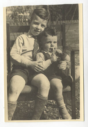 Eric Polak (right), with his brother