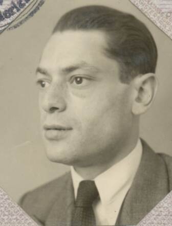 Paul Romann, foto van zijn persoonsbewijs