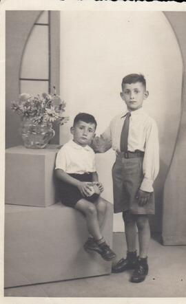 Salomon 1937 & Isaac 1933