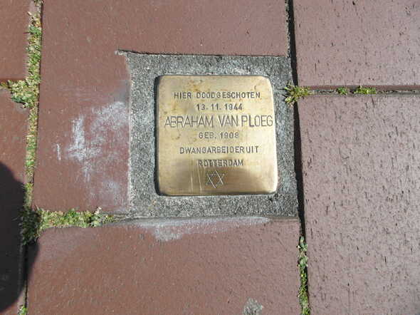 struikelsteen Abraham van Ploeg