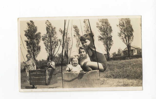 Elisabeth [Betty] and Louis [Lowietje] Schelvis