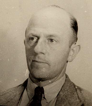 Simon van den Berg   andb-2158