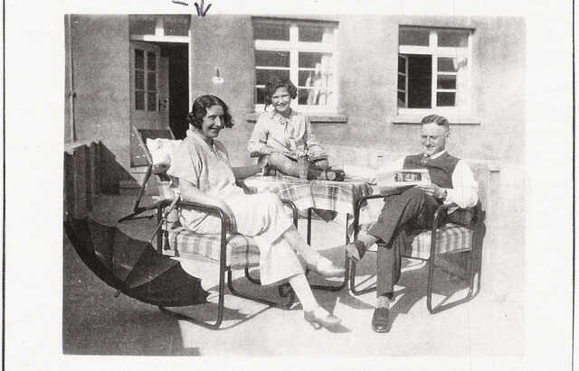 Inge Brigitte Strupp with her parents Emanuel and Martha Strupp-Haas