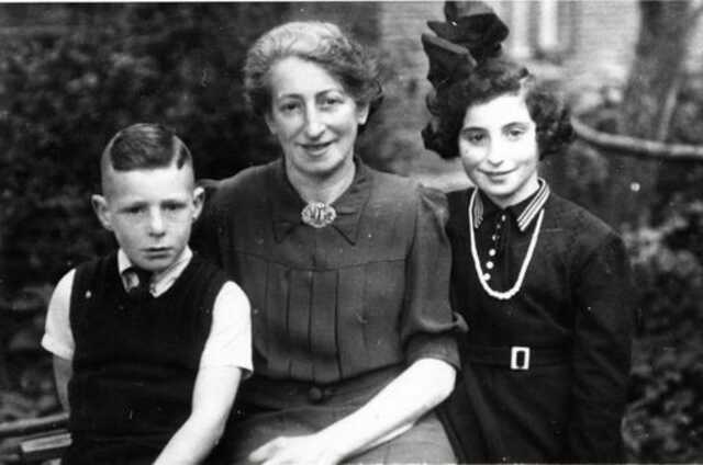 Bertha Suskind-Salomons en kinderen