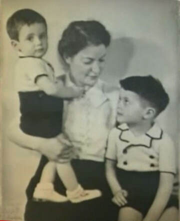 Margaretha Theeboom-Neuburger and her children