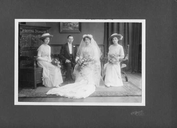 1912-11-12 Trouwfoto Jacob (Jaap) Weijl en Marianne (Martha) Cohen.