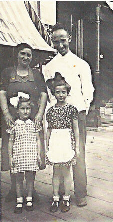Bartha (right) and Jetje Valk with their father (who survived the war) and their mother Naatje Valk-Cohen