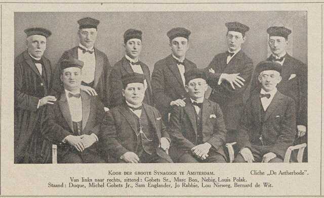Koor der groote Synagoge te Amsterdam.