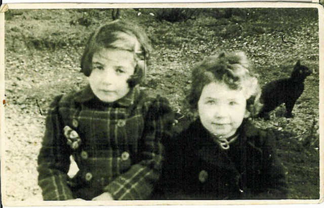 Carla Irene (right) and Hester Bertha (Hetty) Witteboon