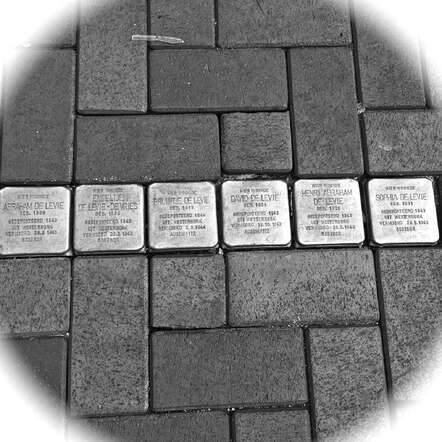 Foto gedenkstenen 's Gravelandseweg Hilversum (de Kei)