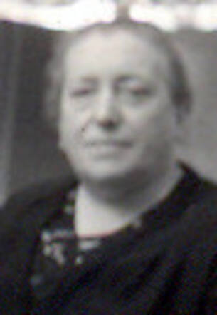 Eveline Maisonpierre 1935-001.JPG