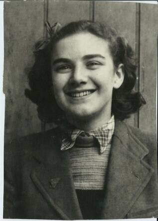Ellien Lissaur shortly before her deprotation to Westerbork