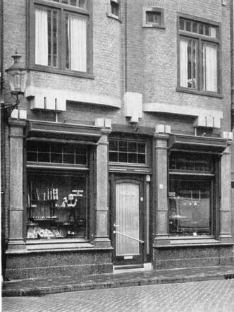 winkel van esso.jpg