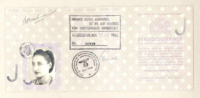 persoonsbewijs Betje Broekman (2).jpg