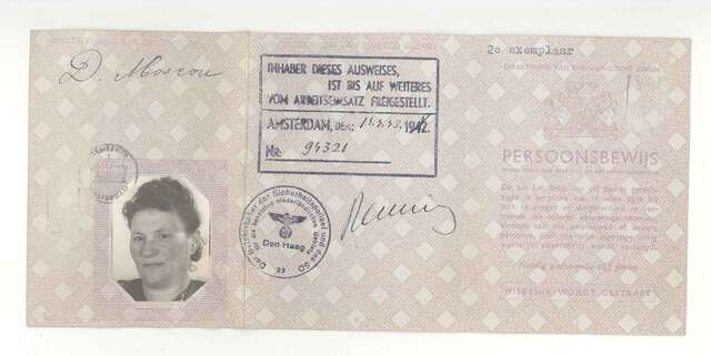 Persoonsbewijs Debora Moscou (1).jpg