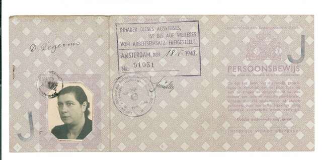 Persoonsbewijs Duifje Zegerius (1).jpg
