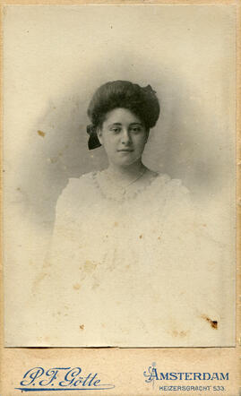 Leonie Moscow-Citroen