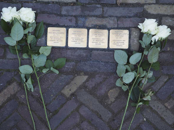 struikelstenen Muller 5-12-16.jpg