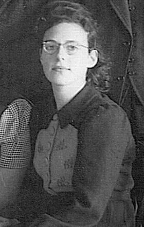 Louise Bertha (Loekie) Bargeboer