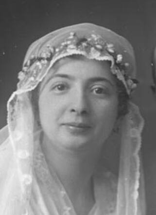 Flora Gompers 