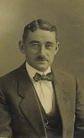 Elias Cohen.jpg