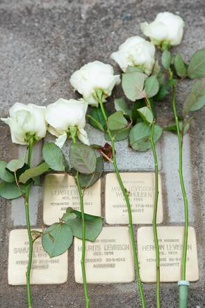 Complete with flowers.jpg