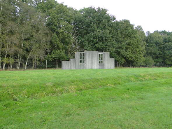 Strefbarakken Westerbork.JPG