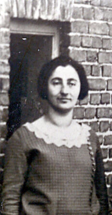 Saartje Slager, OL school Kerkstraat Wijhe 1929_-1.jpg