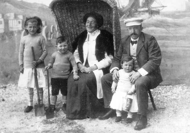 Holiday in Zandvoort - summer 1910