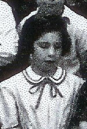 Madeleine (Mady) Sonja Blitz, ± 8 years of age.