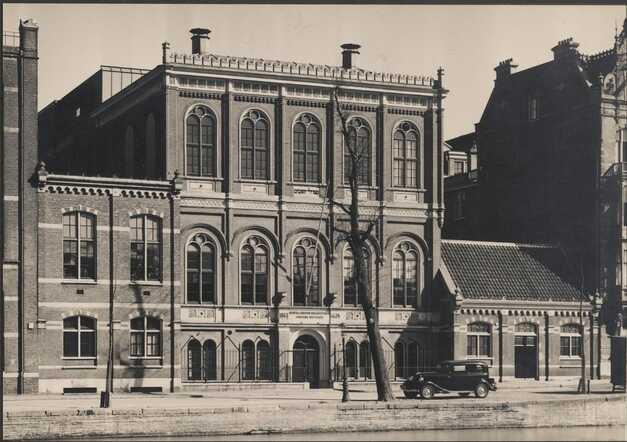 17 Jongensweeshuis exterieur.jpg