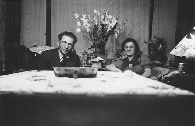 Eerste huwelijksjubileum van Salomon Voorzanger en Rosetta Brandel, aug 1938, Antwerpen.jpg