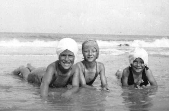 Fun in the sea .......