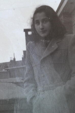 Ruth Eva Asch