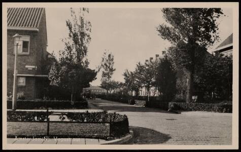 Vegastraat. Tuindorp Oostzaan 1940 PRKBB00297000002.jpg