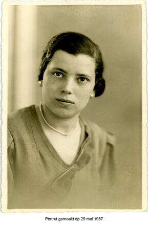 1937-Grietje-portret.jpg