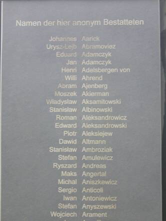 NaamHenryvanAdelsbergenmonumentVaihingen.jpg
