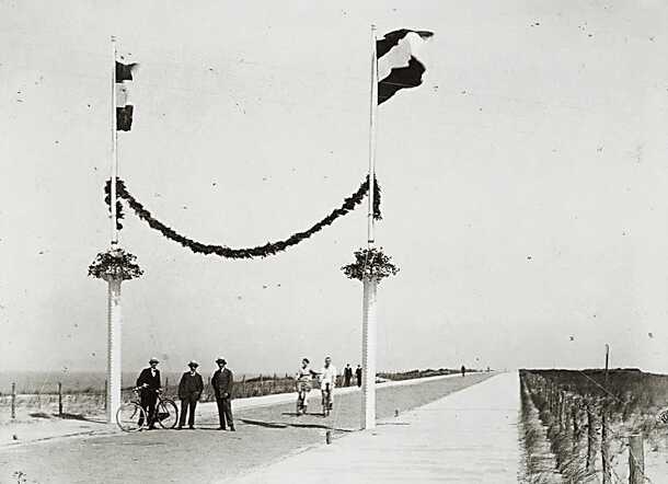 http___www.kerkzandvoort.nl_content_publicaties_boeken_T.G.jpg