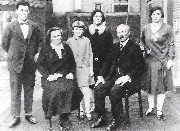 The family of Simon and Hester de Bruin.