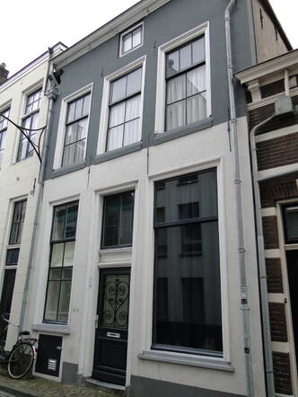 Korte Kamperstraat 7 Ijzernhandel Zeehandelaar.JPG