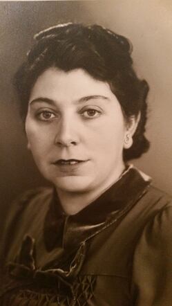 Esther (Stella) Tunninge-Schellevis.jpg