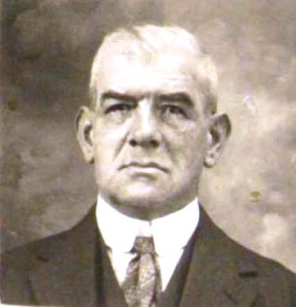Foto Lazer Lifschitz in 1936.jpg
