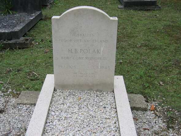 Henri Barend Polak Graftome.jpg