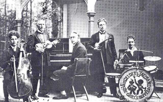 Van Gelders' Jazzband "The Gaiety Hoppers".