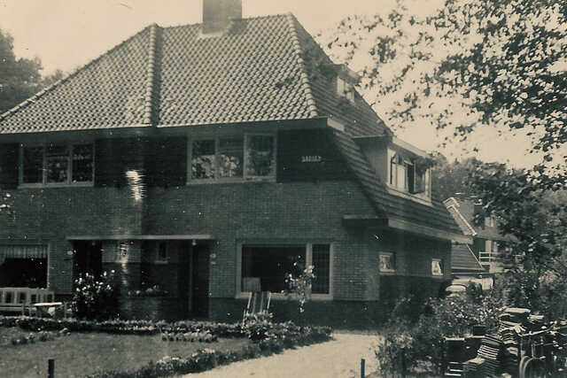 11. huis fam barentz oosterweg.jpg