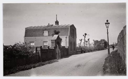 Zeeburgerdijk 184 later 226.jpg