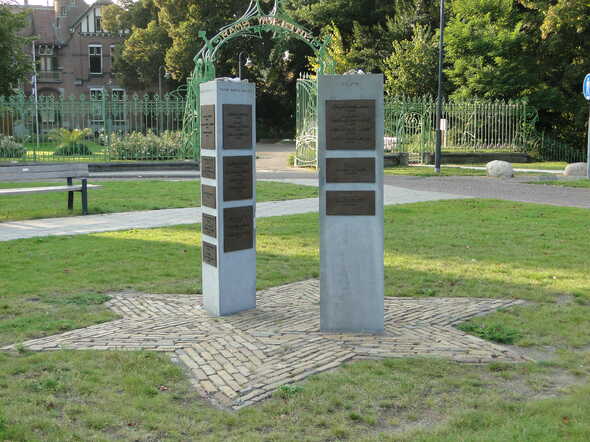 gedenkmonument Steenwijk (2).JPG