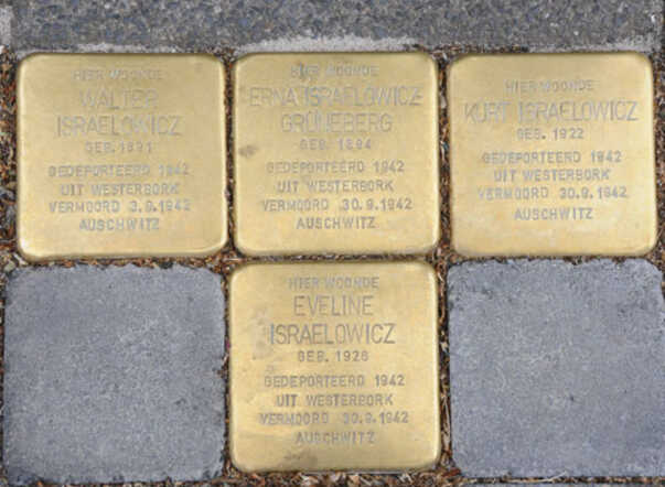 stolpersteine Fam. Walter ISraelowicz.jpg